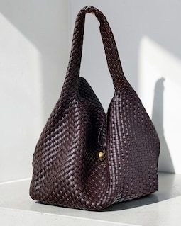 Woven Leather Tote Bag Women, Handwoven Shoulder Bag, Large Capacity Bucket Bag, Soft Oil Wax Leather Purse, Casual Commuter Handbag